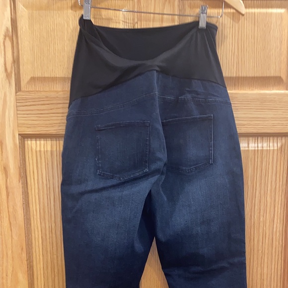 Kimi + Kai Maternity Straight Leg Denim Jeans - Picture 8 of 9